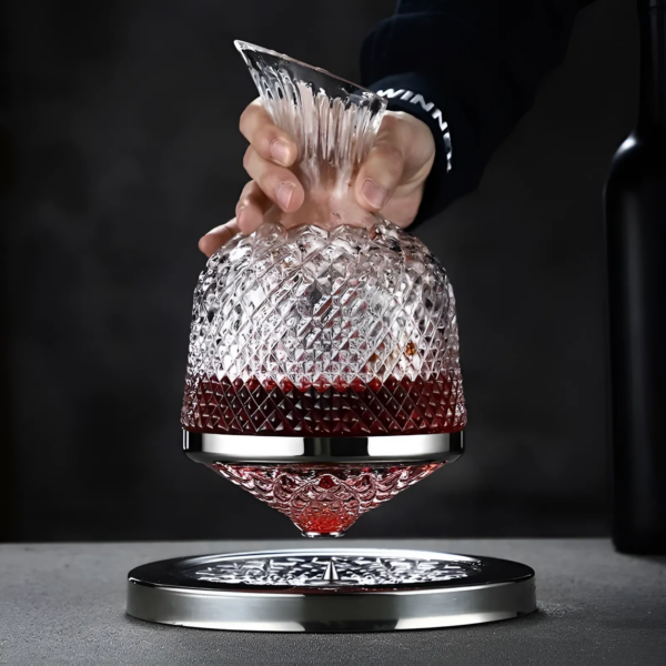 Lusamoon 360 Rotating Wine Decanter