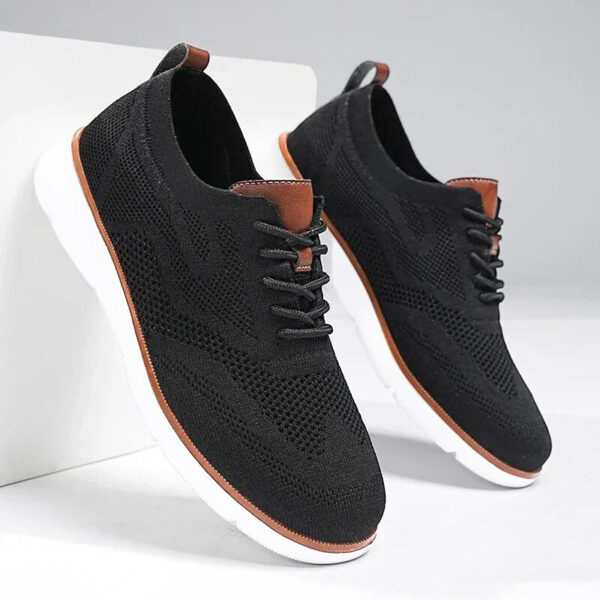 FLYSTRIDE COMFORT DRESS SNEAKER