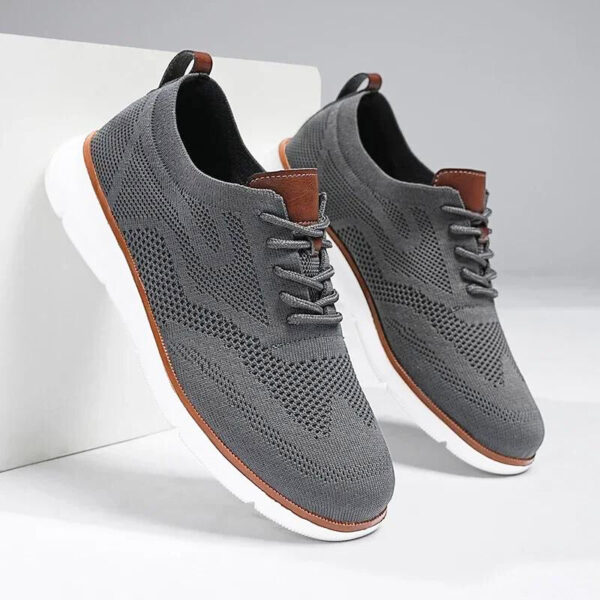 FLYSTRIDE COMFORT DRESS SNEAKER