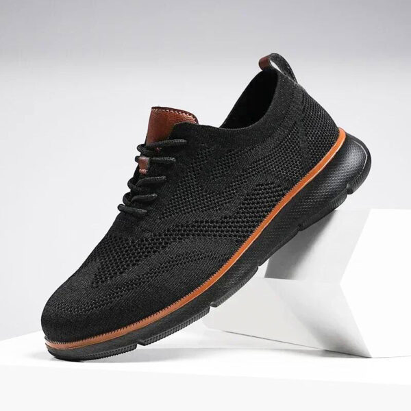 FLYSTRIDE COMFORT DRESS SNEAKER