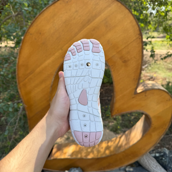 Aventera - The Healthy And Comfortable Universal Barefoot Shoe