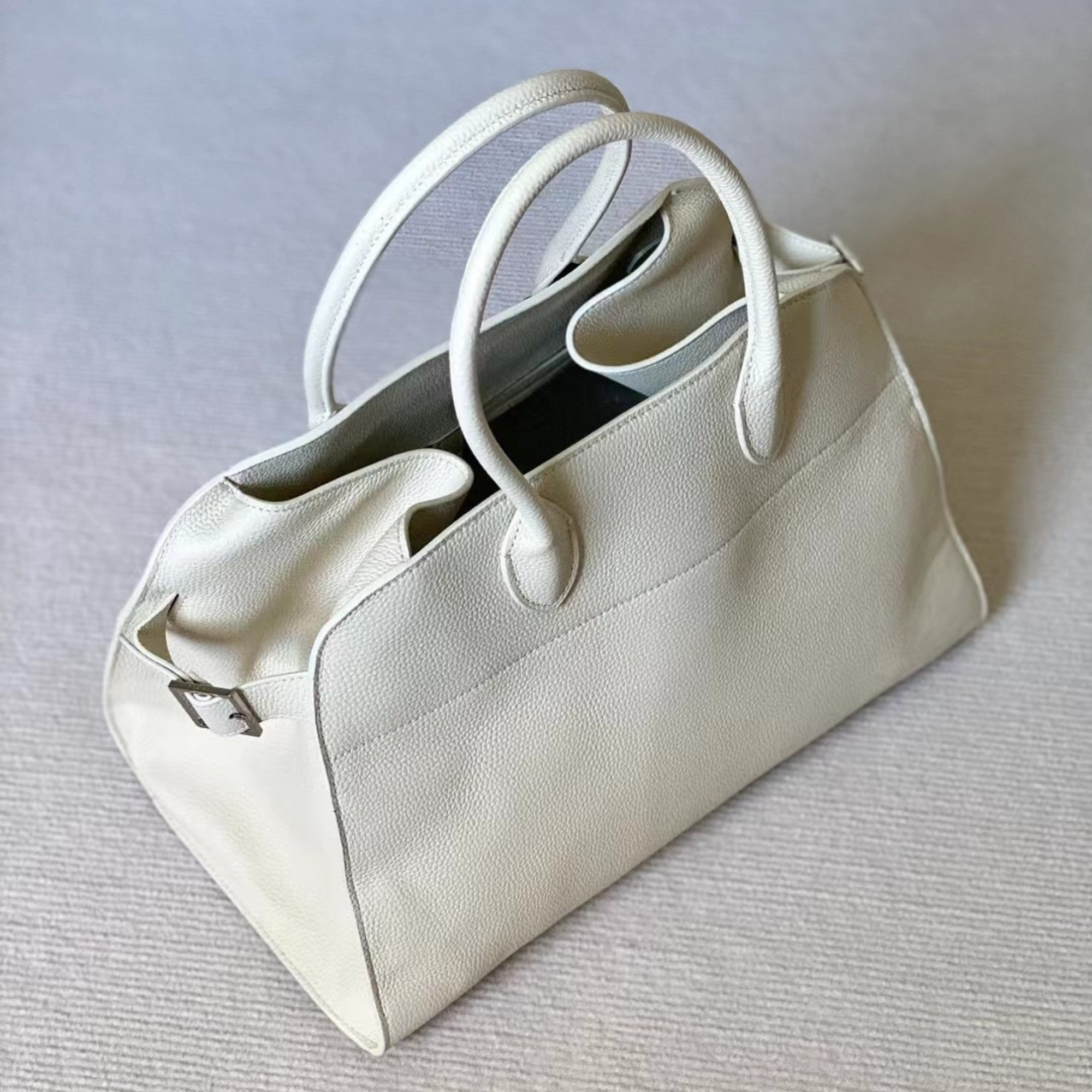 The "Row-Margaux-inspired" Luxurious Leather Tote Bag