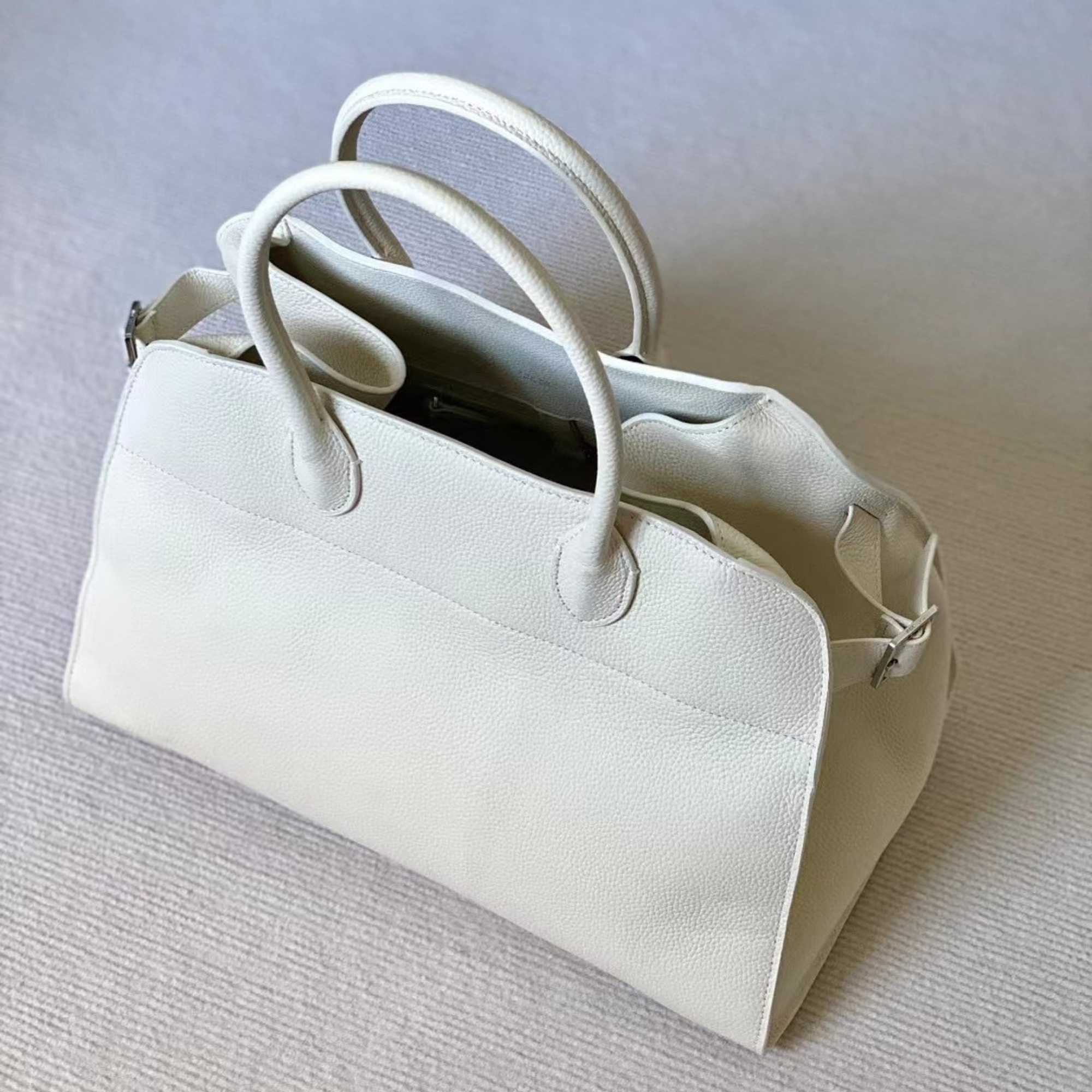 The "Row-Margaux-inspired" Luxurious Leather Tote Bag