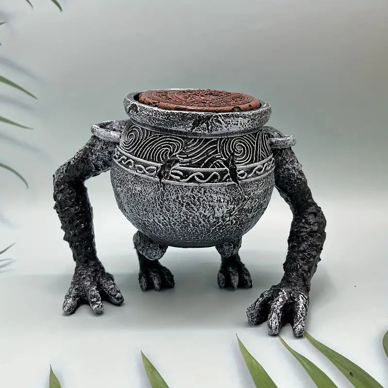 Alexander - Iron Fist Pot