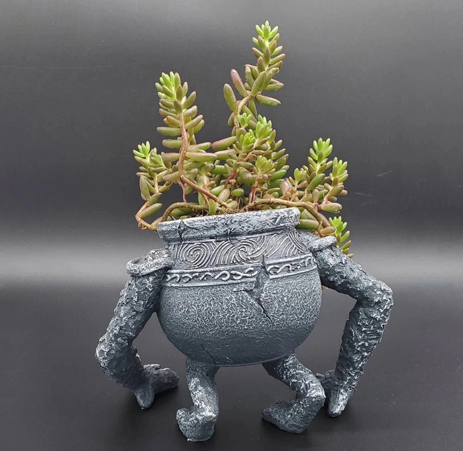 Alexander - Iron Fist Pot