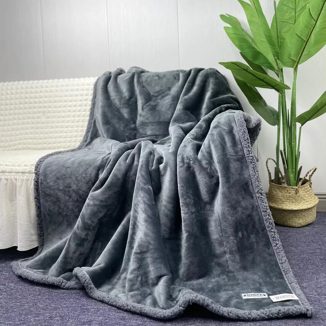 The WaterProof CouplesBlanket