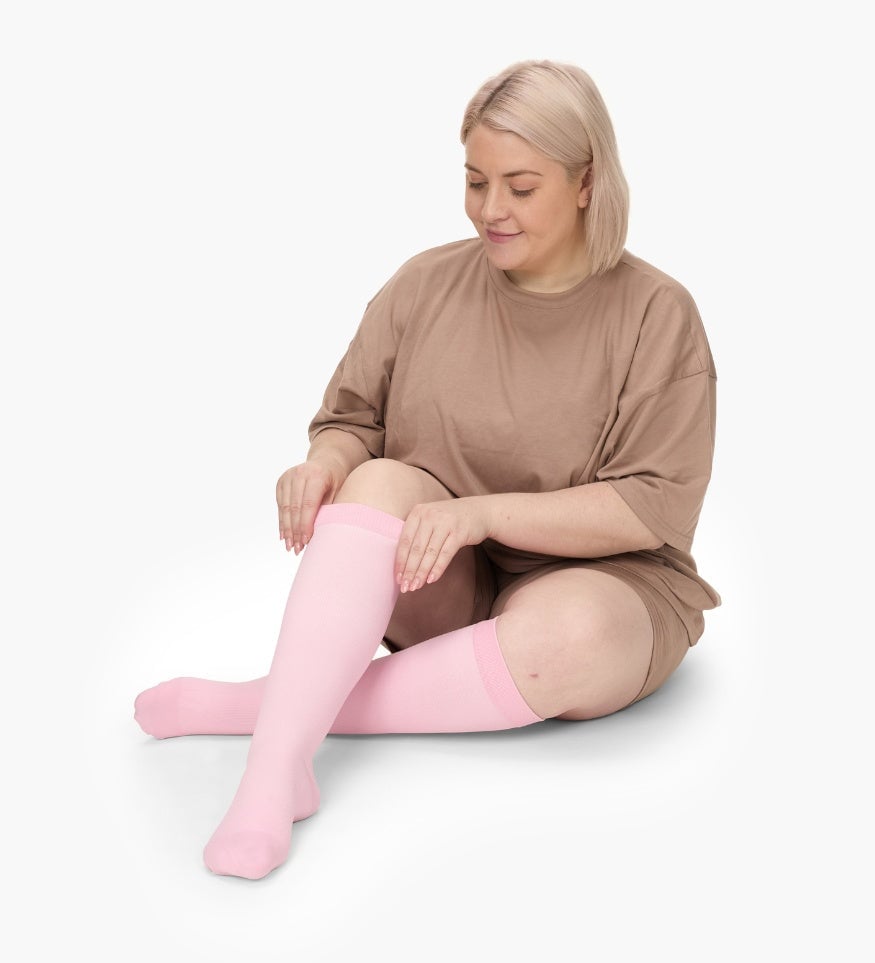 Advanced Wide Compression Socks For Pain Relief