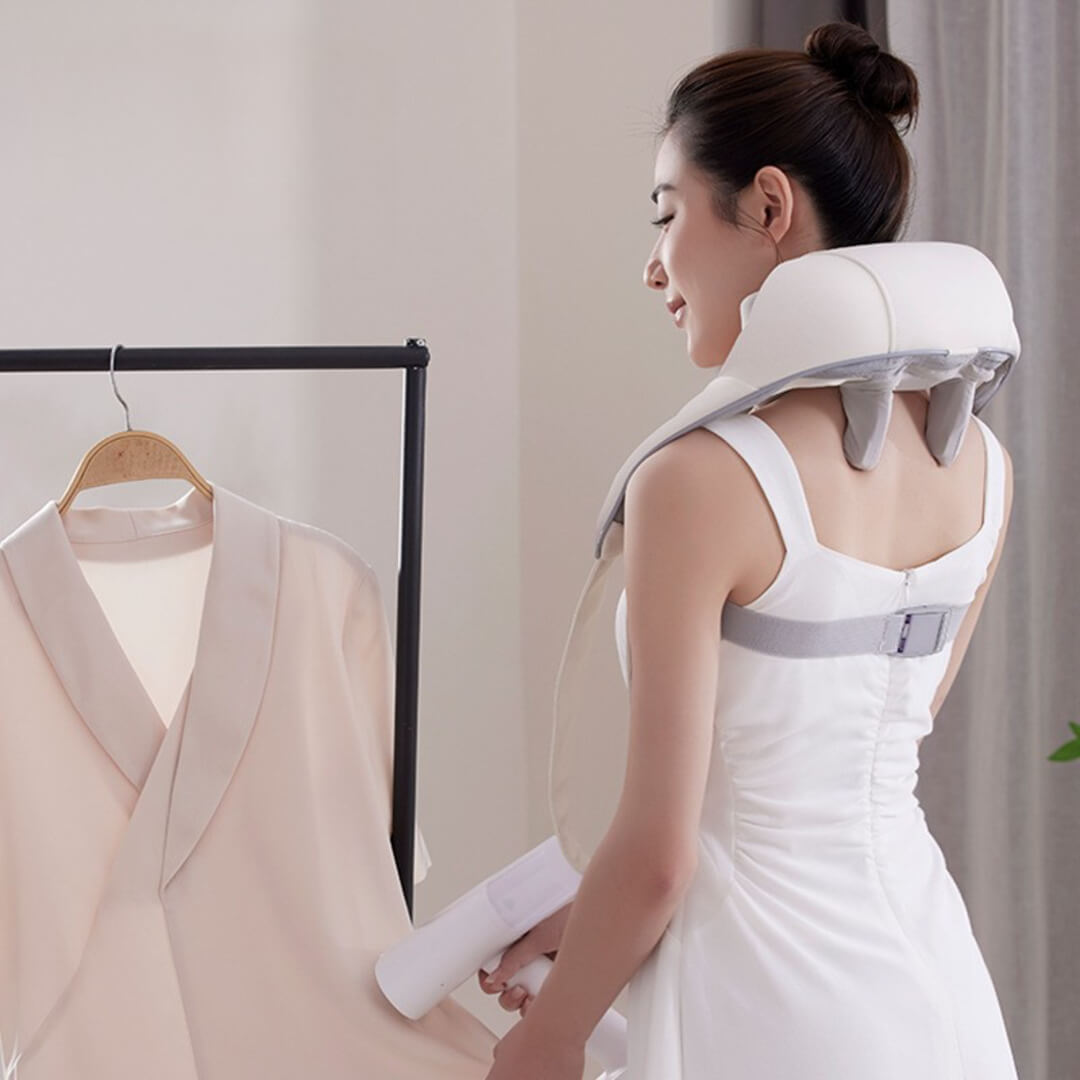 Neck & Shoulder Massager w/Heat