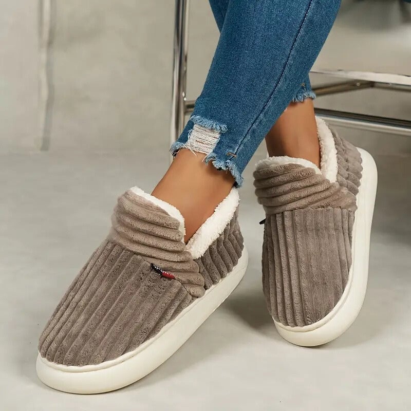 Pluffi | The Cozy & Stylish Slipper