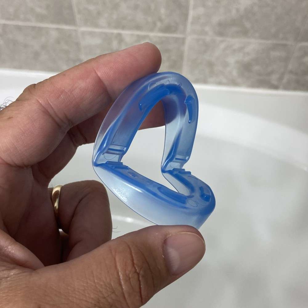 The Quiet Anti-Snoring Mouthpiece Universal Size