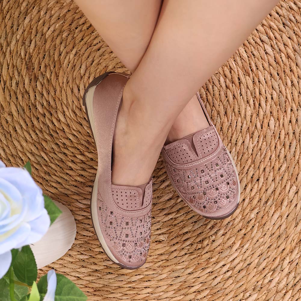 (50% OFF) Clearance - Women's Daily Comfortable Lightweight Breathable Arch Support Slip-On Sneakers